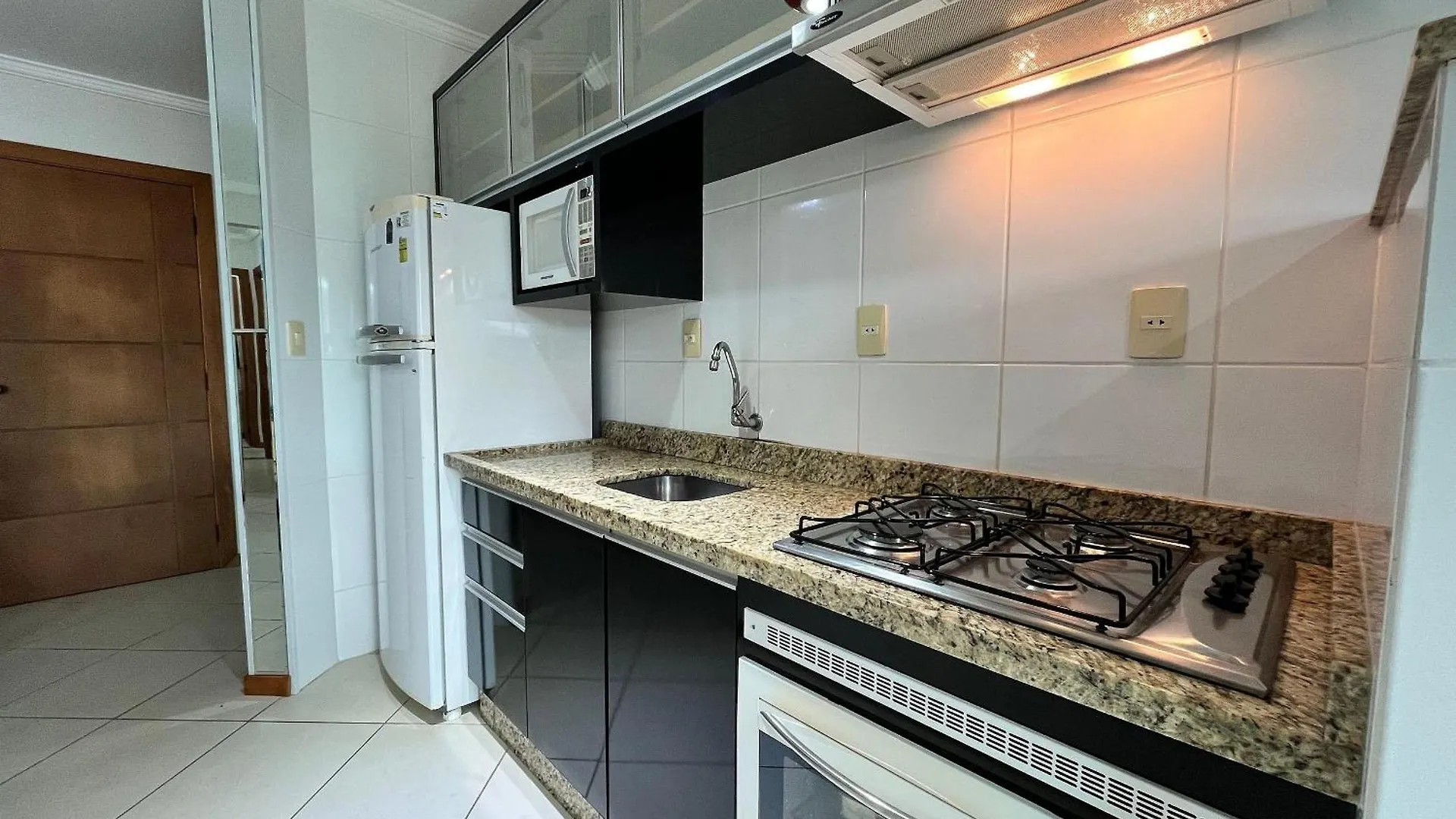 בומבינאס B956 - Apartamento 2 Quartos P/6 Pessoas Em Bombas